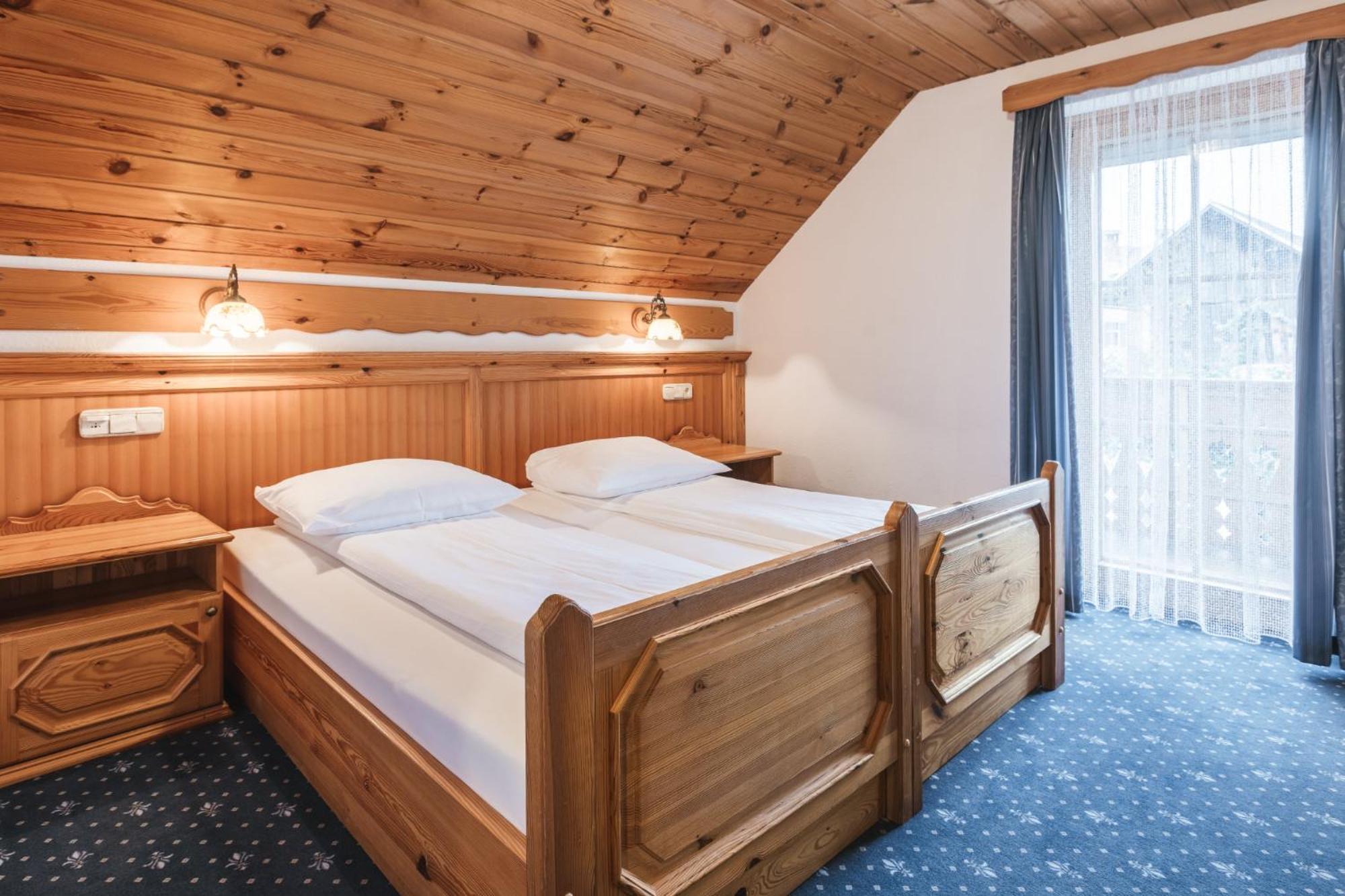 Garni Hotel Berc Bled Exterior photo