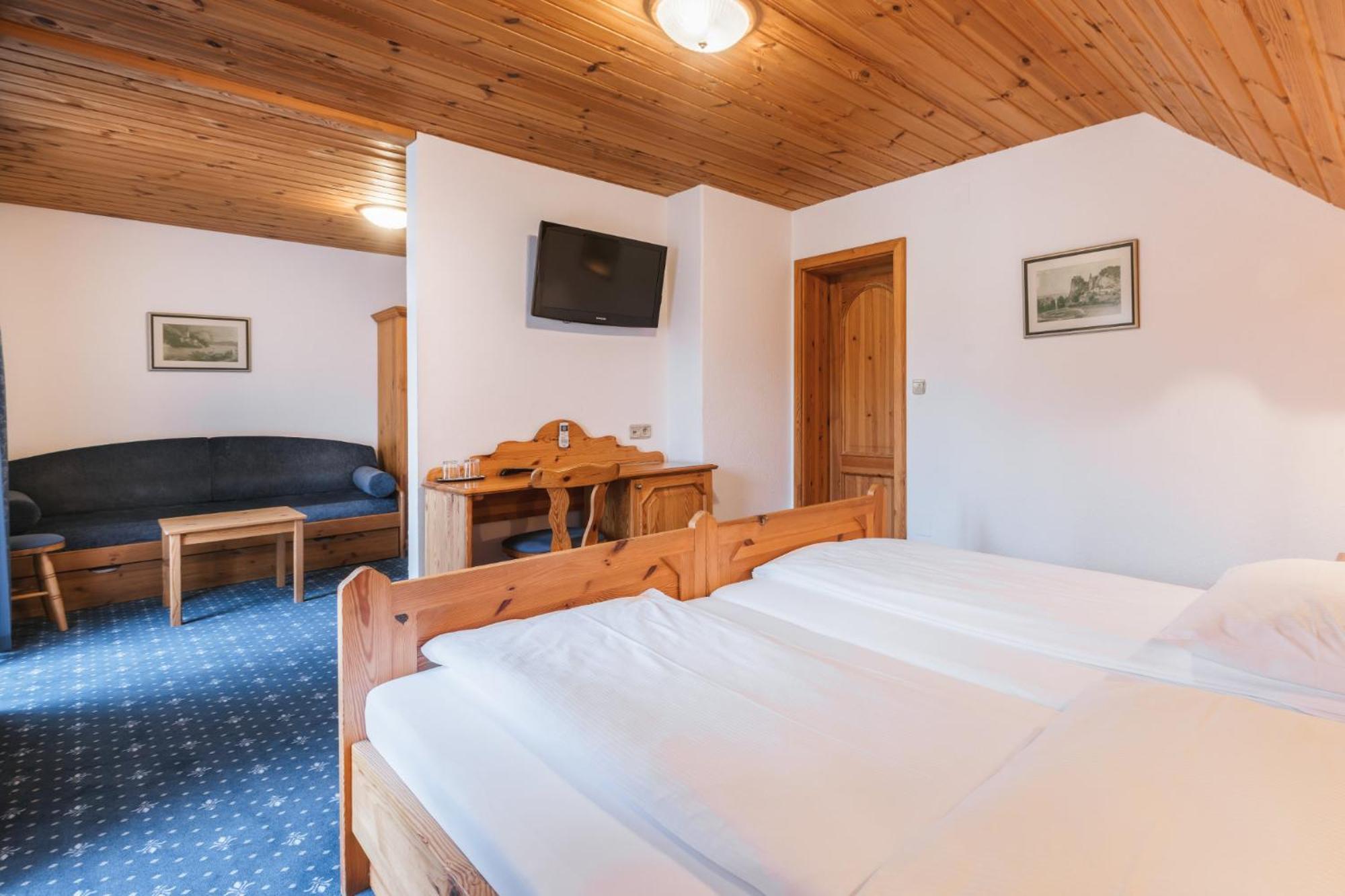 Garni Hotel Berc Bled Exterior photo